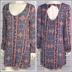 Altar’d State V-Neck Long Sleeve Shift Dress Sz M